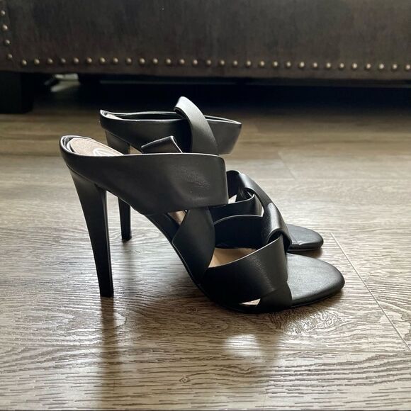 Missguided Twist Strap Slip On Heeled Mules Size 7 - Picture 1 of 7
